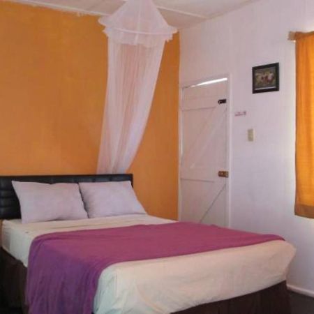 Kingsworth Bed And Breakfast Кингстон Экстерьер фото