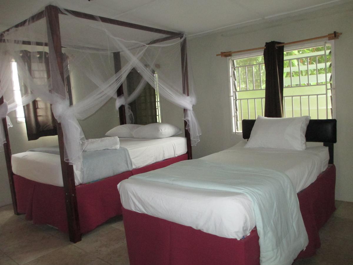 Kingsworth Bed And Breakfast Кингстон Экстерьер фото